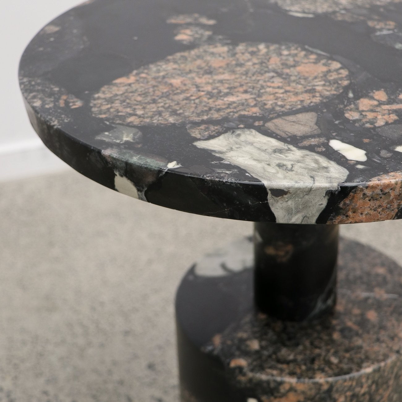 BORACAY SIDE TABLE - PEBBLE: 450x450x550mm