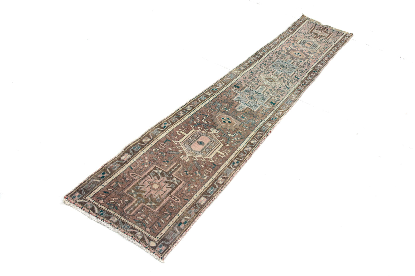 SHIRAZ VINTAGE PERSIAN RUNNER 96; 550x3060mm