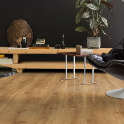 DESERT OAK WARM NATURAL LAMINATE